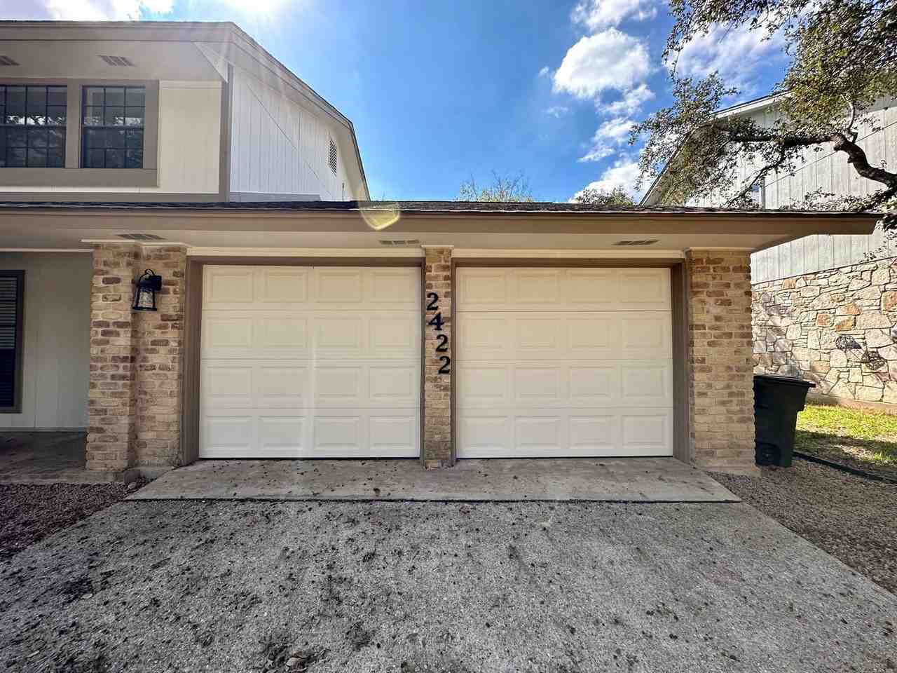 2422 Crow Vly - Photo 2 of 39