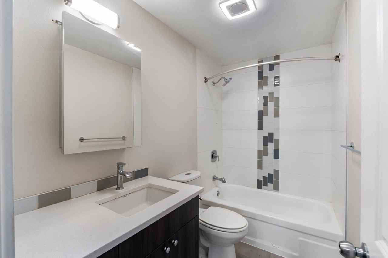 Nob Hill - Photo 5 of 8