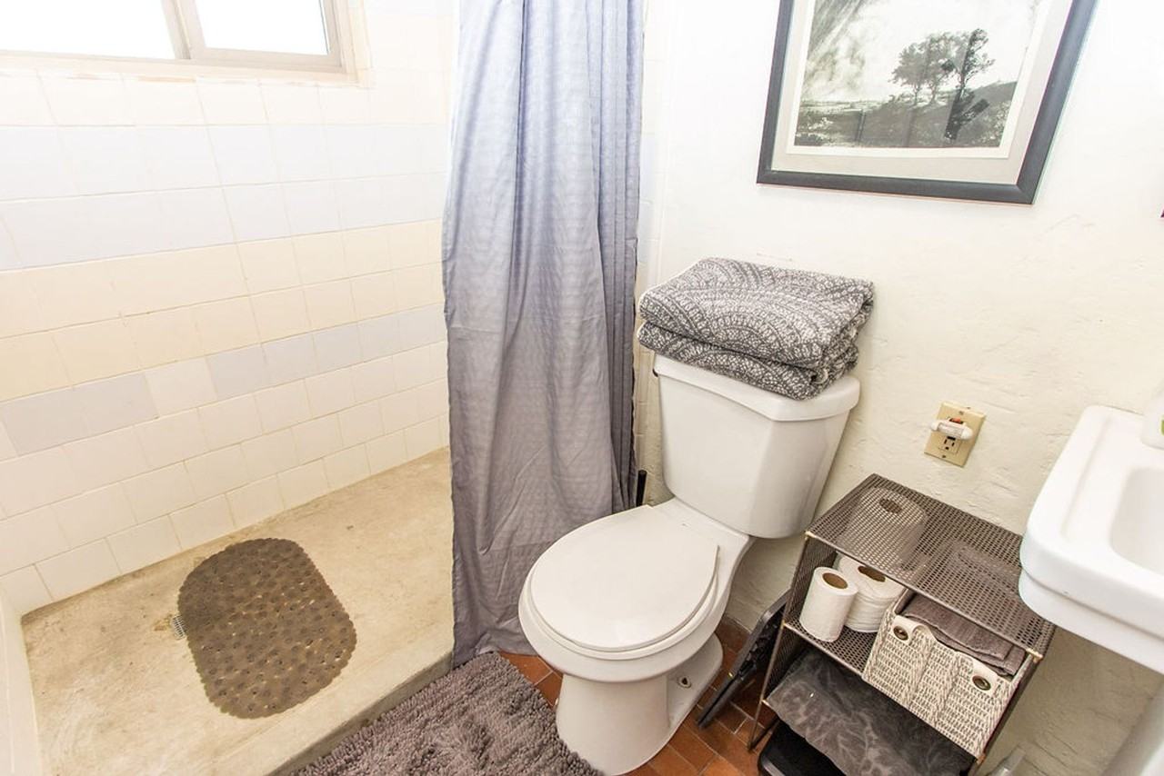 1024 Hackberry Ave - Photo 7 of 11