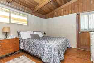 1024 Hackberry Ave - Photo 1 of 1