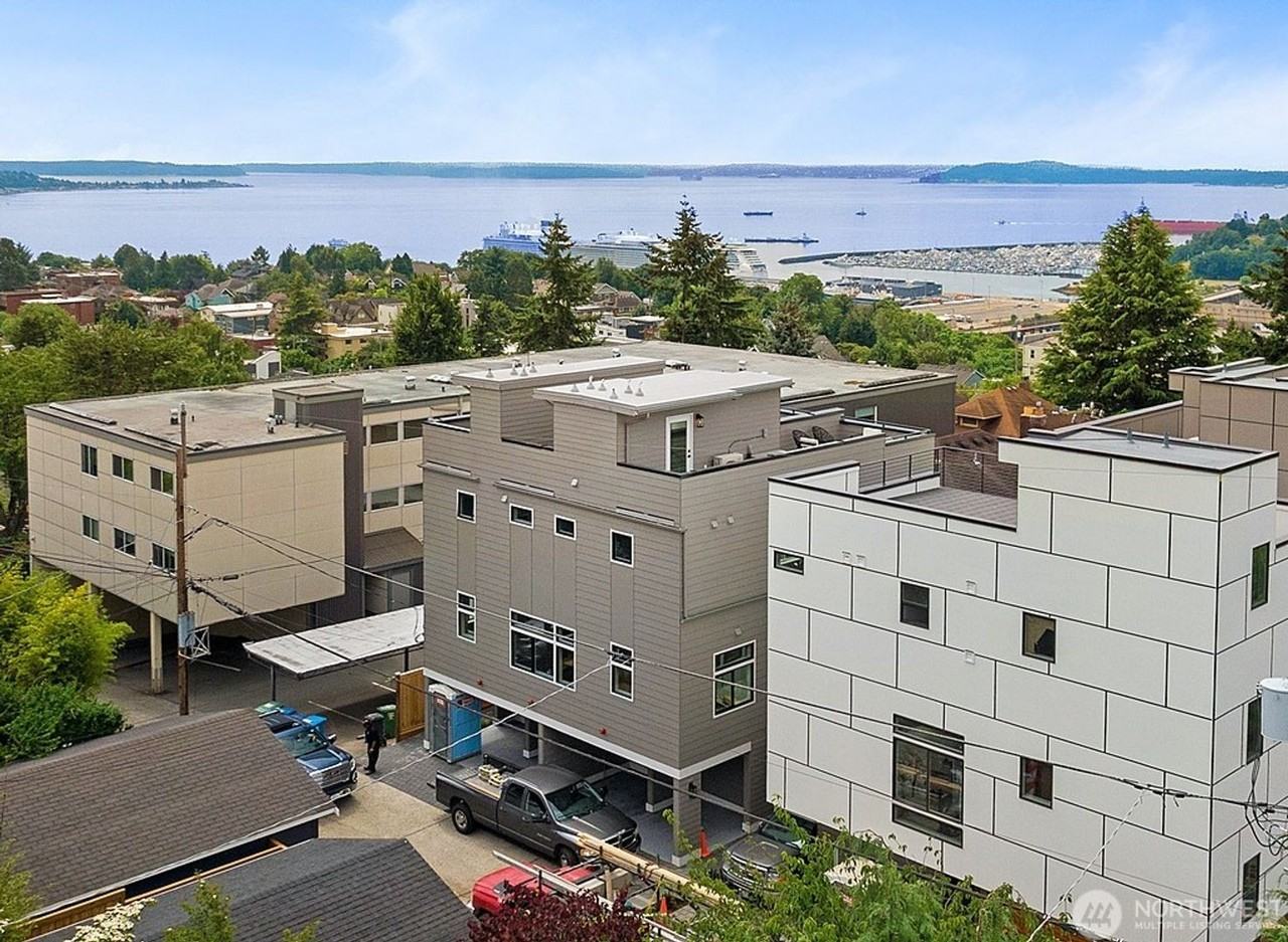 2112 9th Ave W #C - Photo 3 of 26