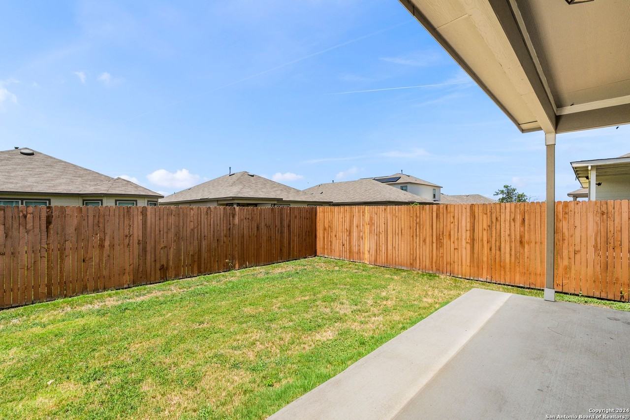 10674 Penelope Way - Photo 4 of 19