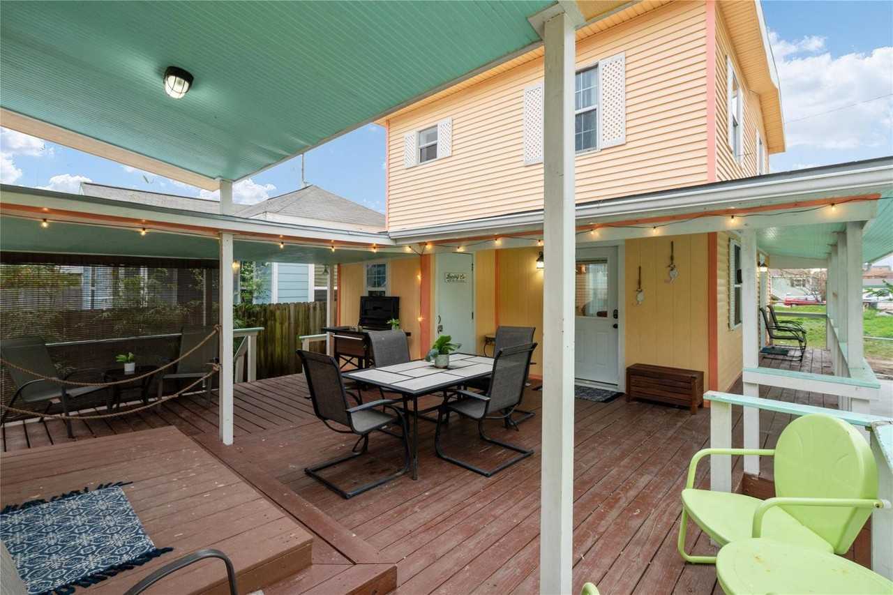 2808 Avenue R - Photo 3 of 22