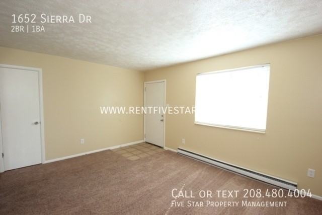 1652 Sierra Dr - Photo 2 of 9