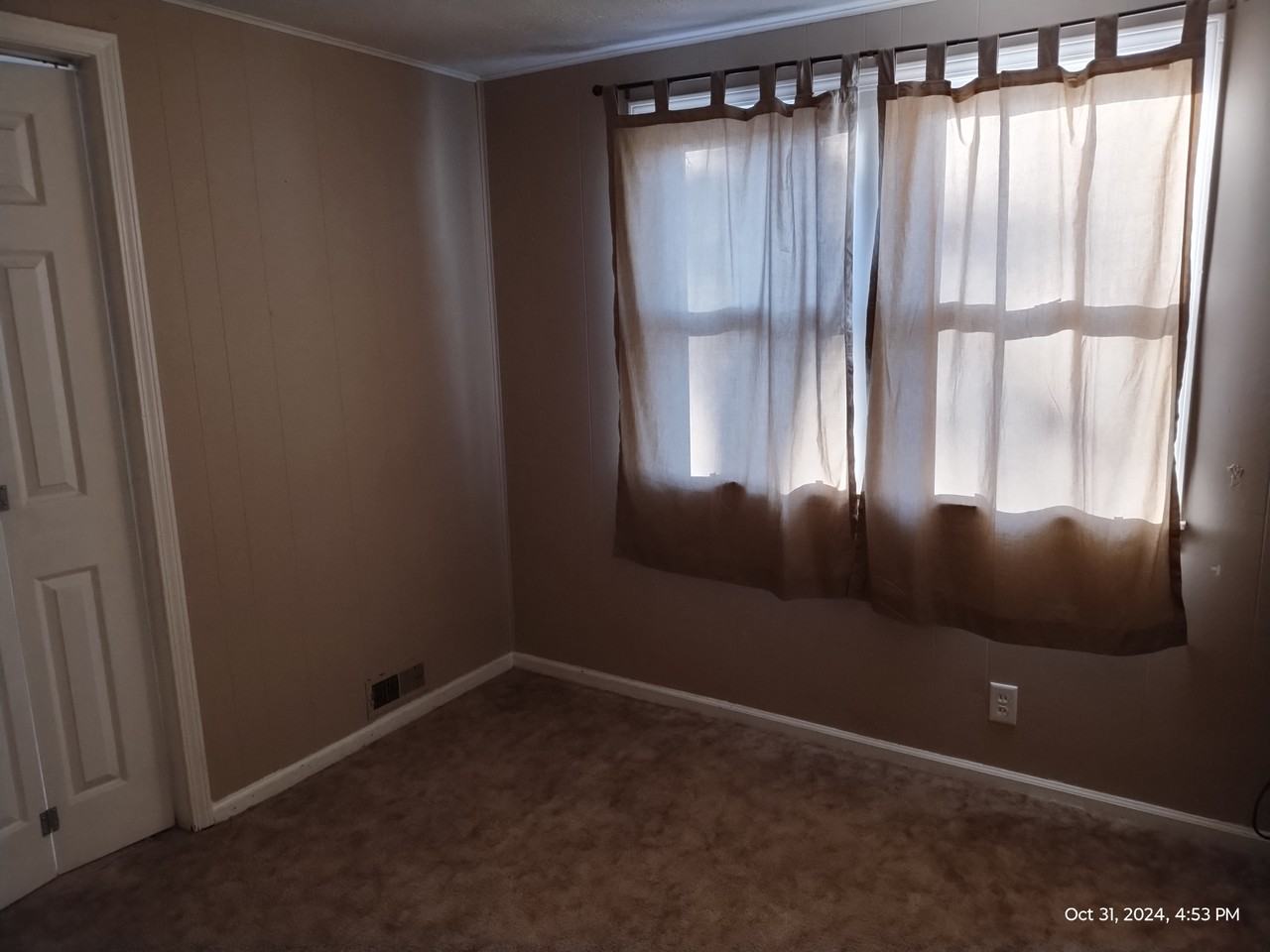 926 W Sycamore St #NA - Photo 5 of 8