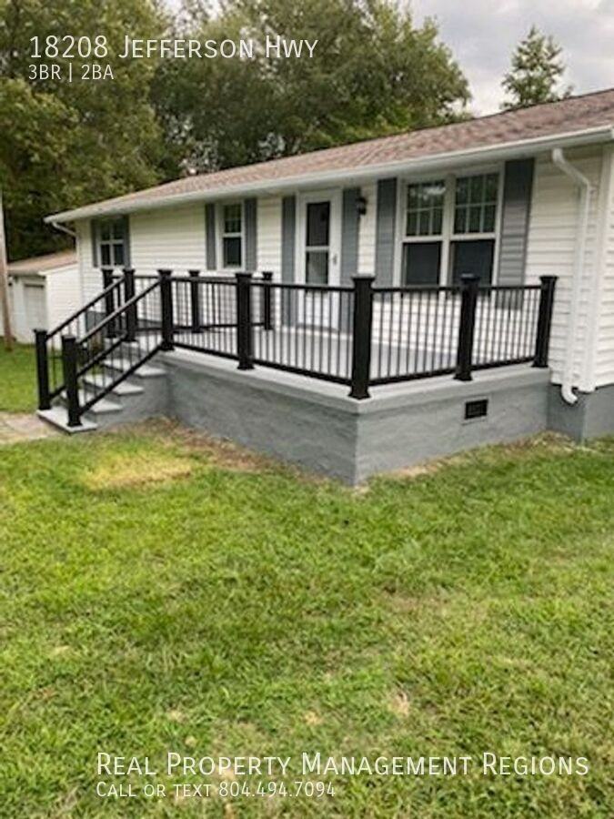 18208 Jefferson Hwy - Photo 2 of 32