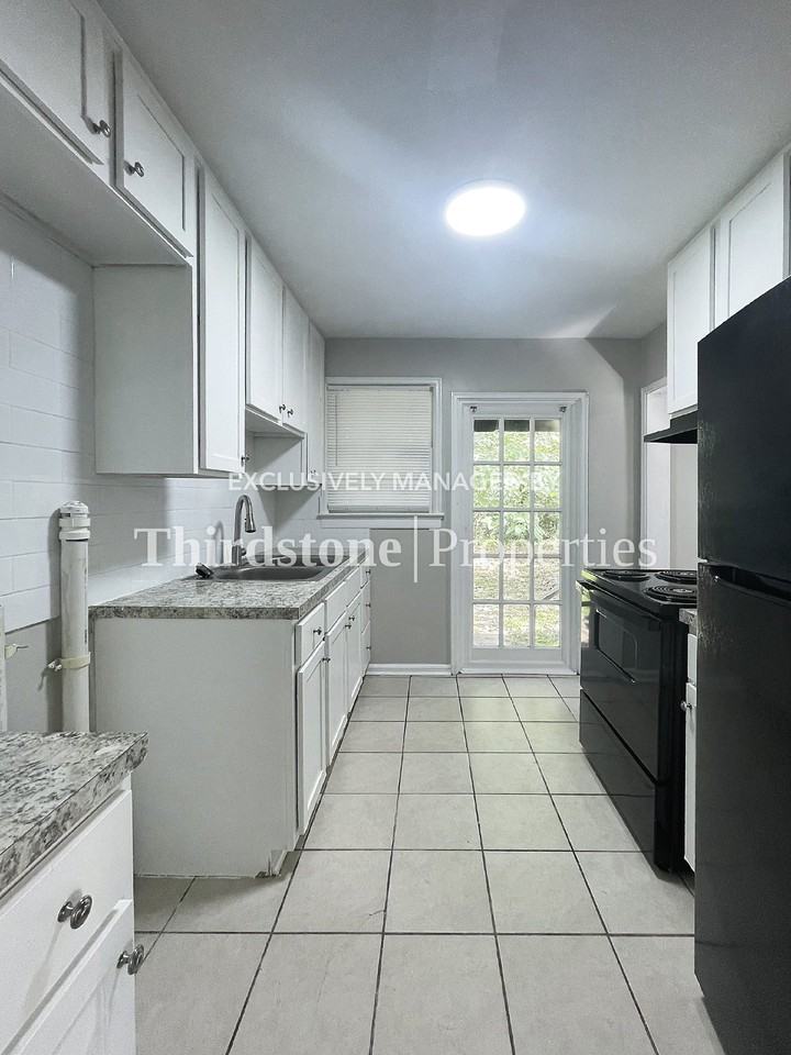 885 Bunker Hill Blvd - Photo 7 of 24