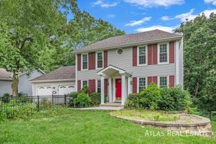 7924 North Michigan Avenue - Photo 1 of 1