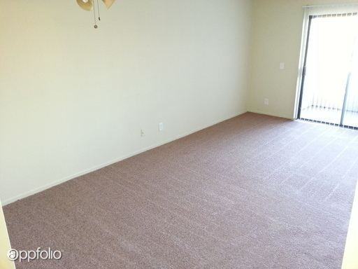 8319 S. Broadway Ave. - Photo 3 of 10