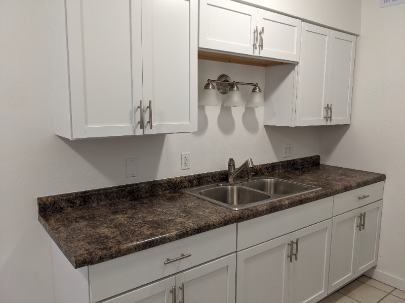 502 W Market St #204 - Photo 4 of 10