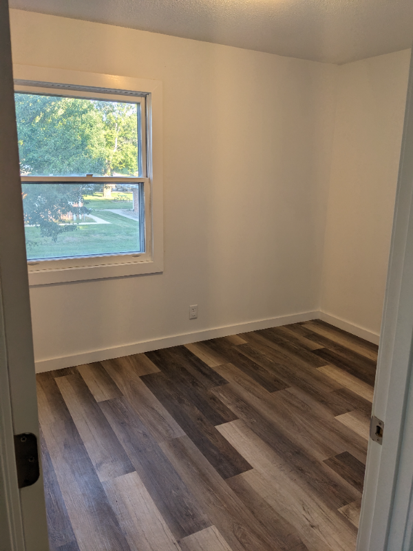 502 W Market St #204 - Photo 7 of 10