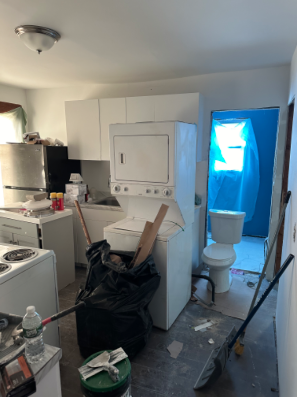 508 Pequonnock St #3 - Photo 6 of 8