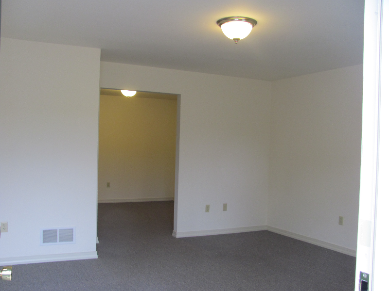 7138 Decatur St #3 - Photo 4 of 11