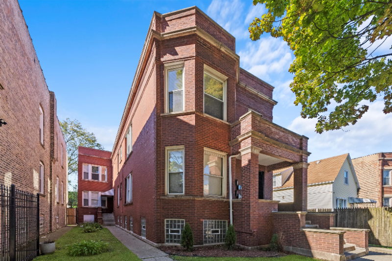 5926 S Elizabeth St #2F - Photo 2 of 13