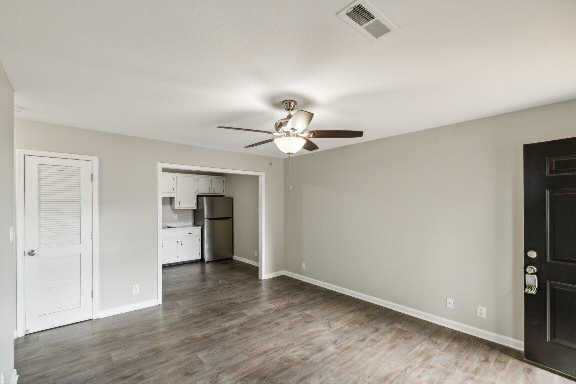 The Element at Wilma Rudolph - Photo 3 of 44