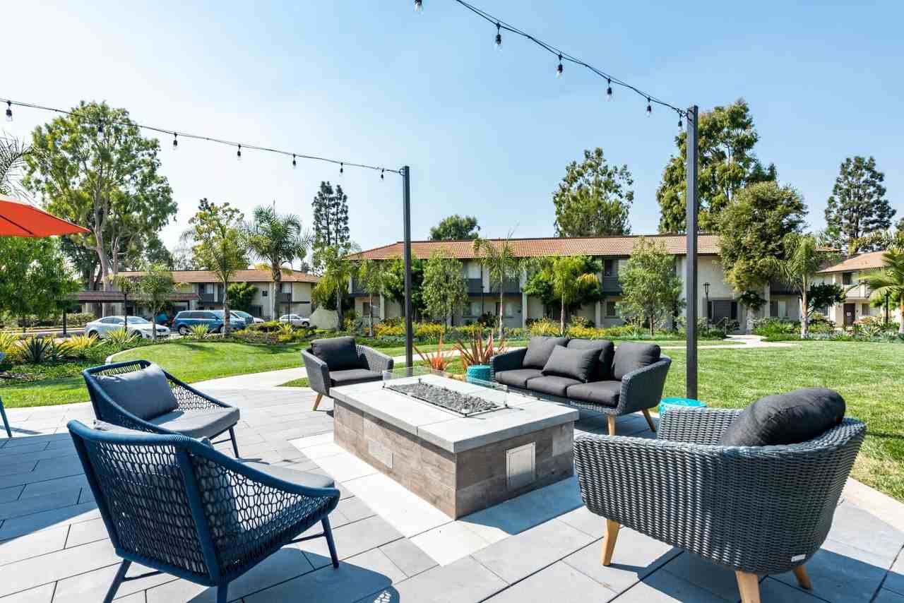 Sofi Ventura - Photo 3 of 47