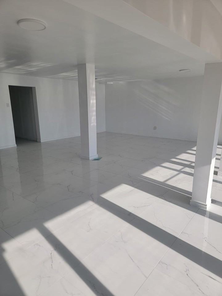 2411 El Indio Highway - Photo 2 of 14