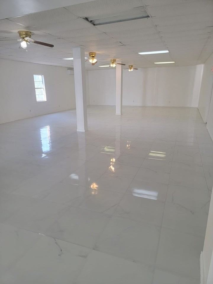 2411 El Indio Highway - Photo 5 of 14