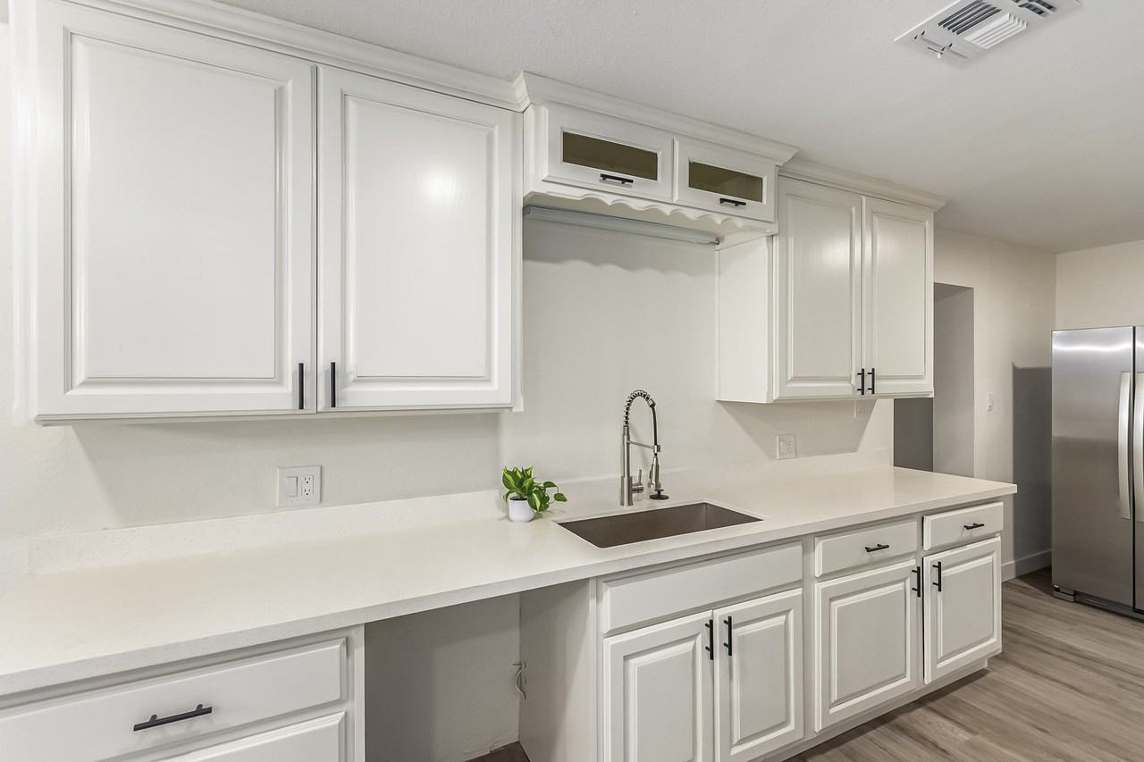 S Olive - Photo 6 of 9