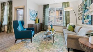 featured image of 841 S Polk St