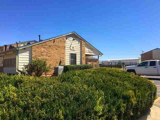 CROSS TIMBERS AT GRAND STREET - Photo 7 of 10