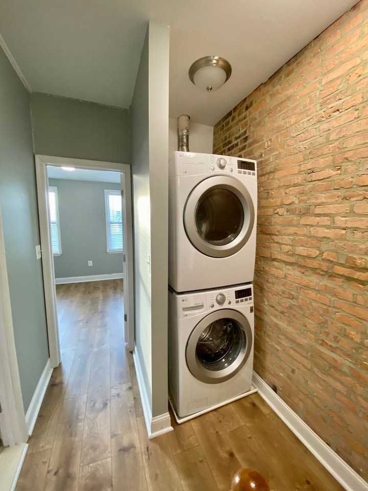 634 S Newkirk St - Photo 7 of 22