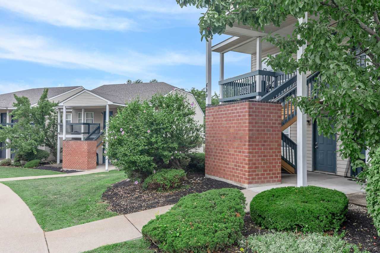 Hudson Pointe - Photo 4 of 14