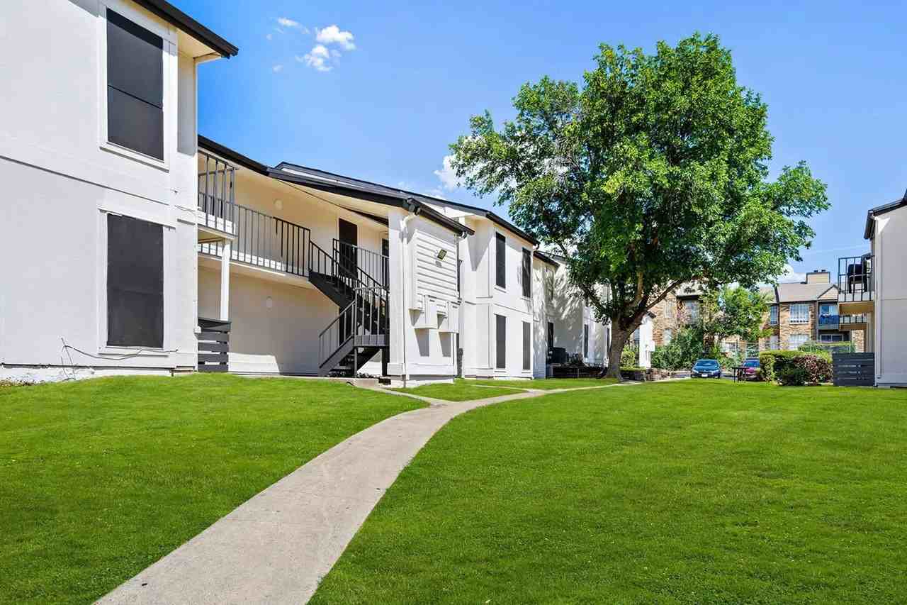 Dunmore - Photo 3 of 18