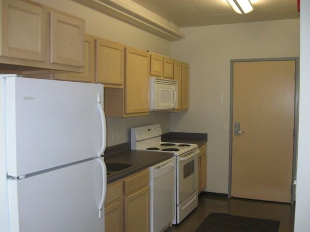 210 N Charter - Photo 7 of 31