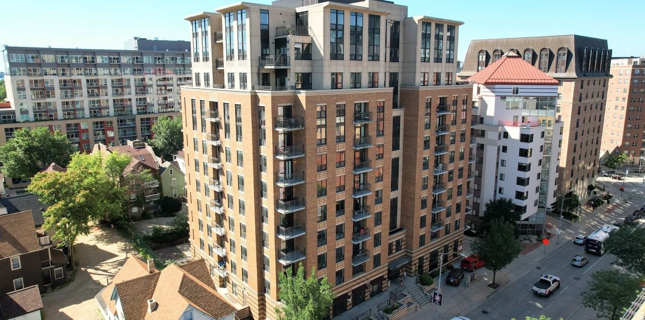 Equinox - Photo 7 of 50