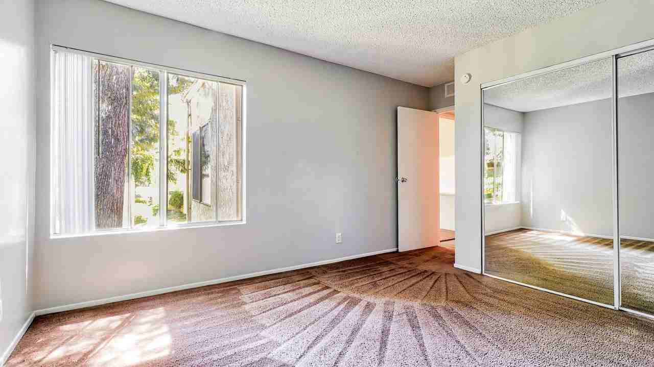 Los Arboles - Photo 3 of 9