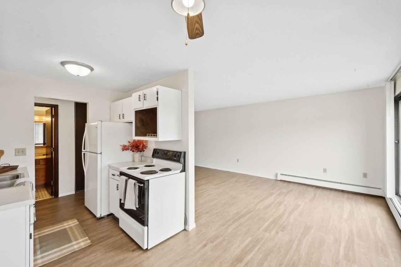 Van Dyke Apartments - Photo 2 of 50