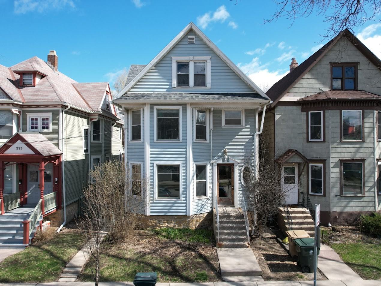 221 N Livingston St - Photo 2 of 40