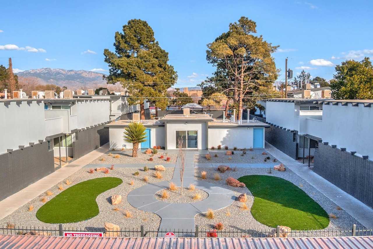 The Valencia Apartments - Photo 2 of 46