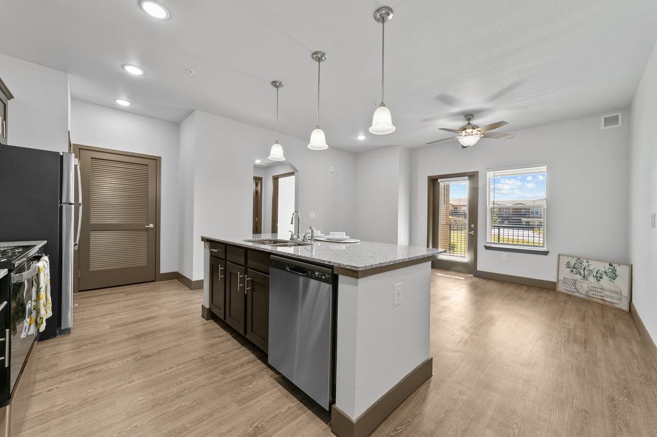 Deer Park - Photo 5 of 38