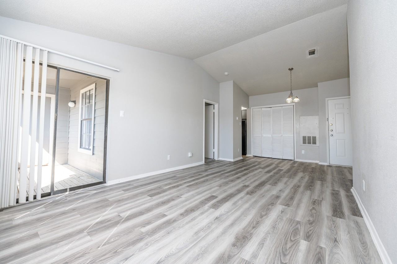 Peppermill - Photo 3 of 23