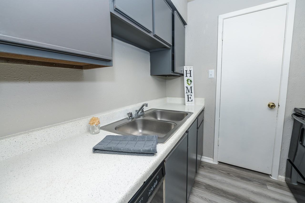 Peppermill - Photo 6 of 23