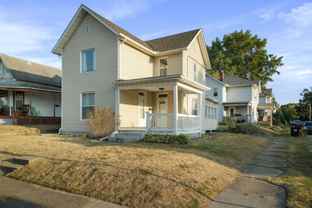 402 Tuscarawas St - Photo 1 of 1