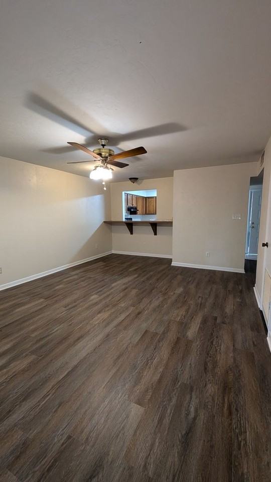 6943 Sw 45th Ave - Photo 3 of 9