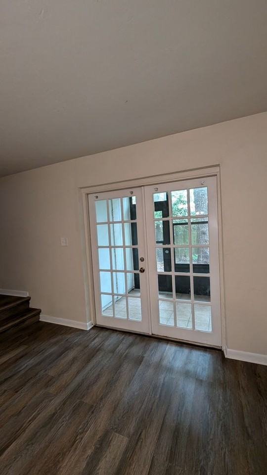 6943 Sw 45th Ave - Photo 4 of 9