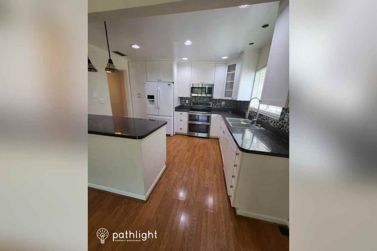 6286 106th Ave N - Photo 2 of 5