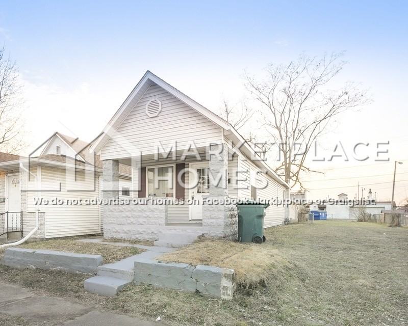 805 Iowa St - Photo 2 of 22