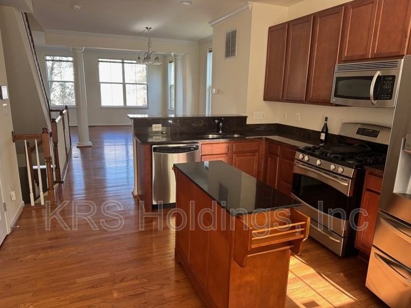 16766 Blackjack Oak Ln - Photo 7 of 26