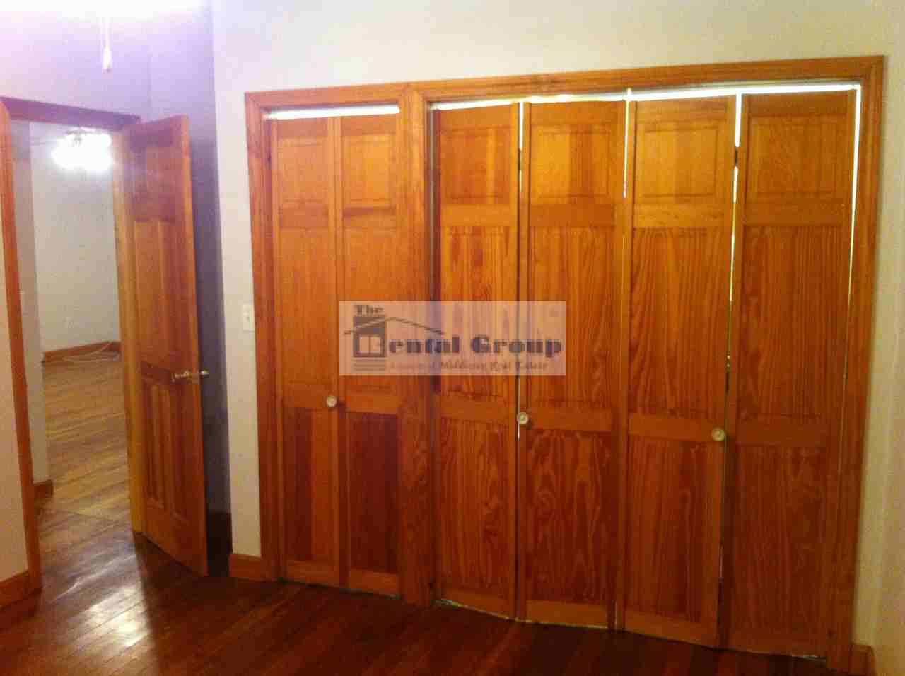 Laurel St #1 - Photo 6 of 31