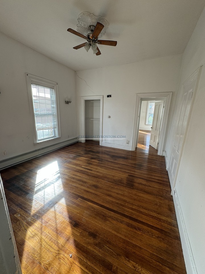 17 Bigelow St #1 - Photo 2 of 15