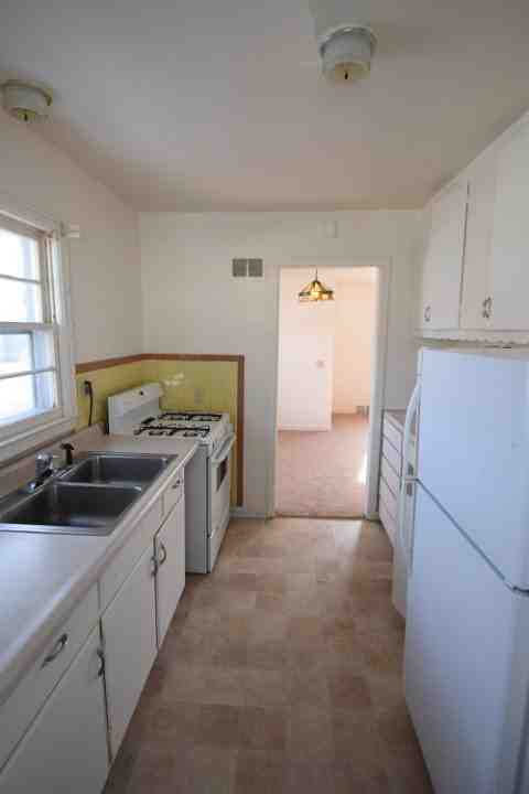 152 Rodney Ct - Photo 2 of 7