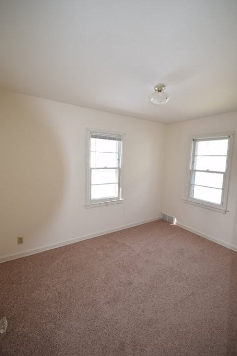 152 Rodney Ct - Photo 5 of 7