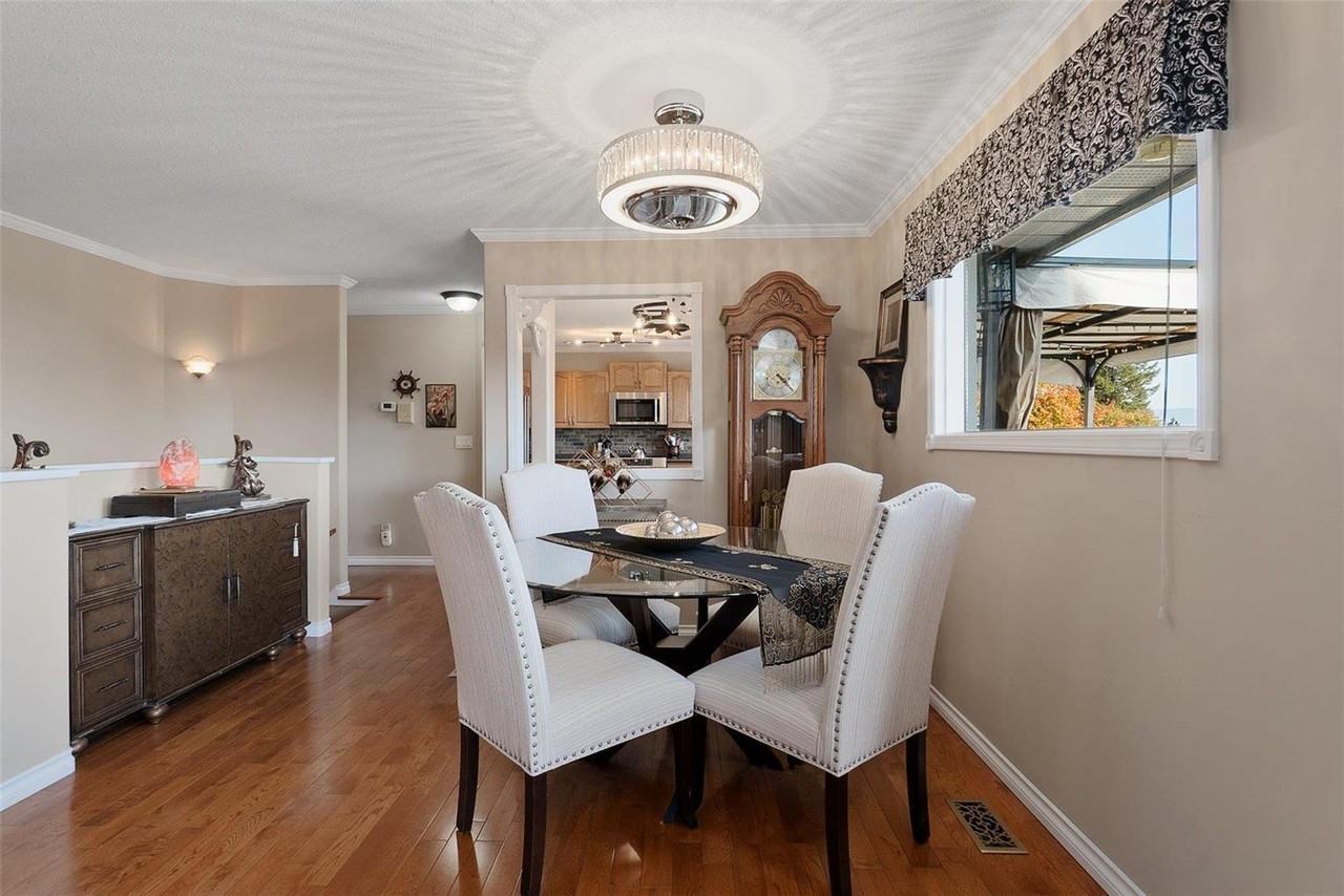 1020 Guest Road - Photo 2 of 17