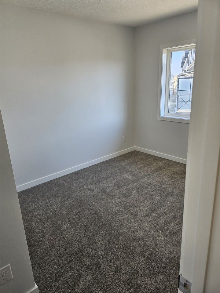 1 Month Free – Modern 3 Bedroom Townhouse at 330 Ambleton Street NW - Photo 3 of 17