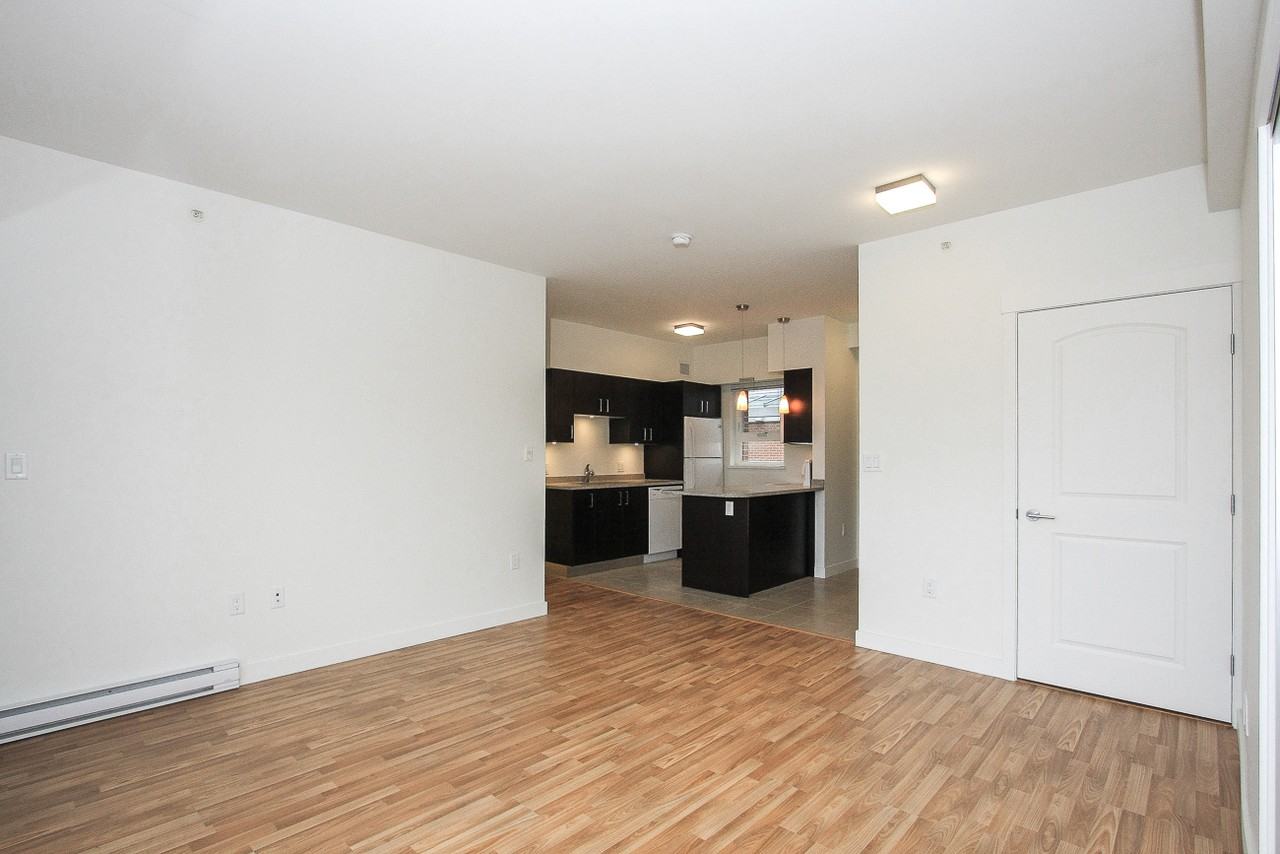 2261 West 41st Avenue - Photo 3 of 11